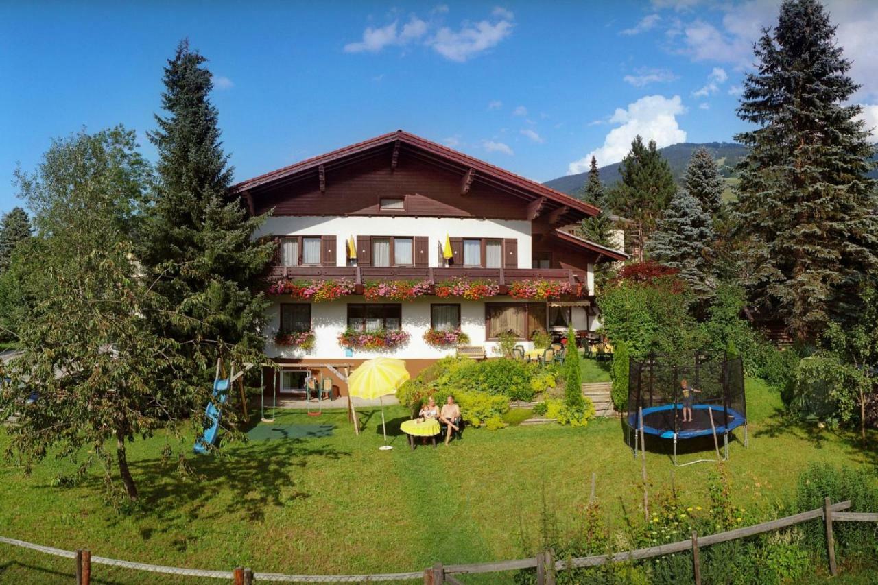 Pension Montana Wagrain Exterior photo